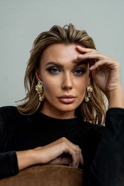 Oversize Ginkgo Leaf Earings - Gold