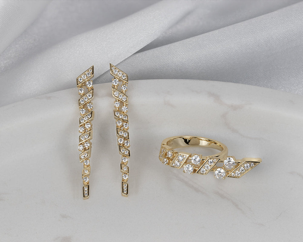 Fifth Avenue Long Drop Earring - Gold