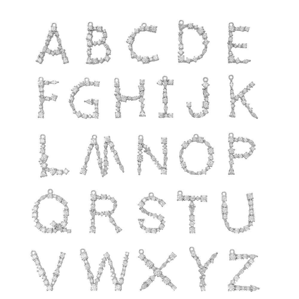 Letter Earrings - Creolen mit Buchstabenanhänger - Silber - CLASSYANDFABULOUS JEWELRY