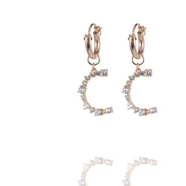 Letter Earrings - Creolen mit Buchstabenanhänger - Gold - CLASSYANDFABULOUS JEWELRY