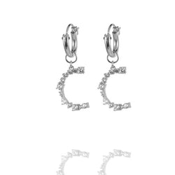 Letter Earrings - Creolen mit Buchstabenanhänger - Silber - CLASSYANDFABULOUS JEWELRY