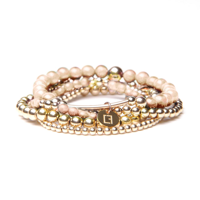 THE NUDE STACK - Set aus 5 Kugelarmbändern - Apricot Jade Stein - CLASSYANDFABULOUS JEWELRY